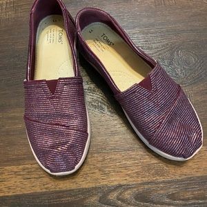 Toms Alpargata Slip On Maroon with Silver Glitter Girls Size 5 / Women’s size 7
